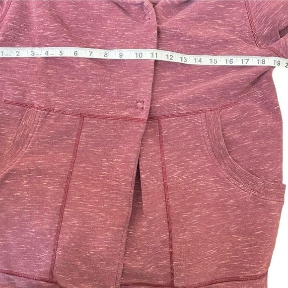 Lululemon Find Your Centre Wrap - Picture 13 of 15